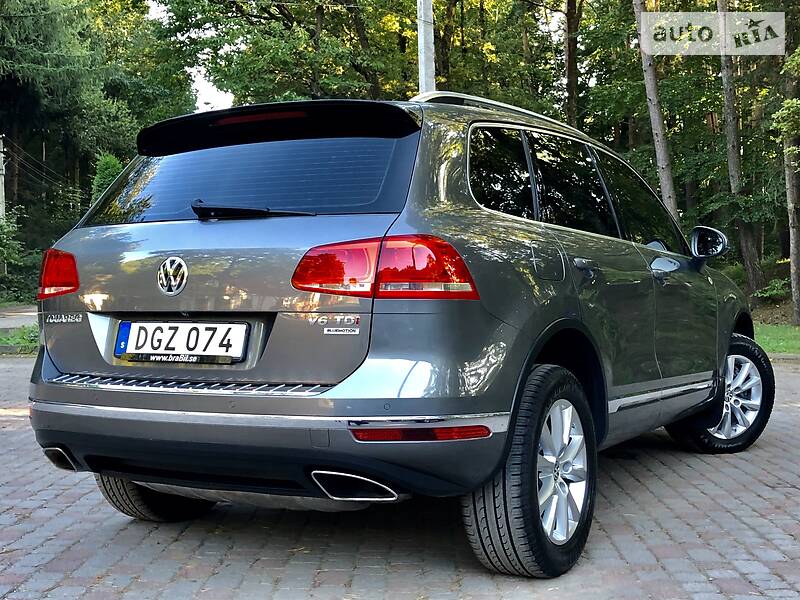 Позашляховик / Кросовер Volkswagen Touareg 2015 в Дрогобичі