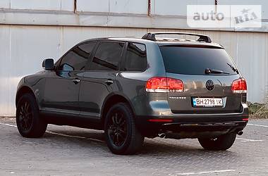 Внедорожник / Кроссовер Volkswagen Touareg 2005 в Одессе