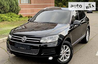 Внедорожник / Кроссовер Volkswagen Touareg 2013 в Одессе