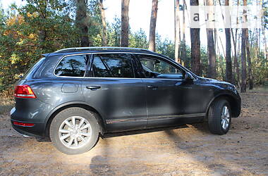 Внедорожник / Кроссовер Volkswagen Touareg 2014 в 