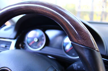 Внедорожник / Кроссовер Volkswagen Touareg 2014 в 