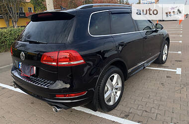 Внедорожник / Кроссовер Volkswagen Touareg 2012 в Коростышеве