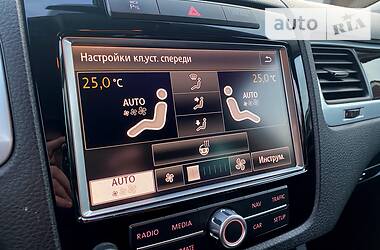 Внедорожник / Кроссовер Volkswagen Touareg 2010 в Малине