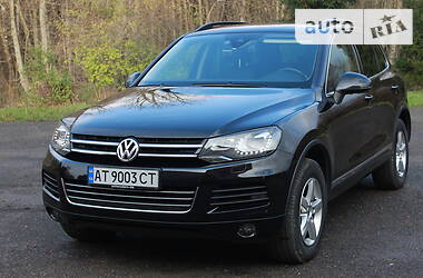 Позашляховик / Кросовер Volkswagen Touareg 2013 в Івано-Франківську