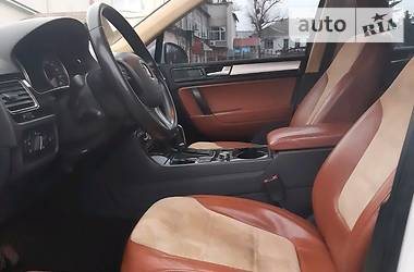 Внедорожник / Кроссовер Volkswagen Touareg 2012 в Славянске