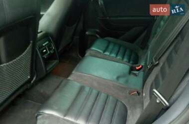 Позашляховик / Кросовер Volkswagen Touareg 2016 в 