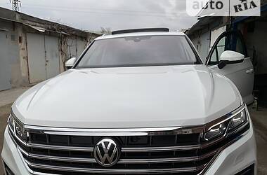 Внедорожник / Кроссовер Volkswagen Touareg 2018 в Херсоне