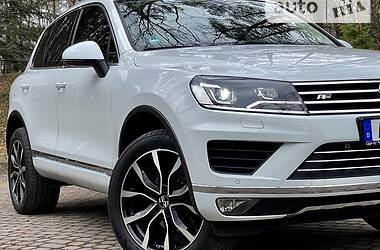 Позашляховик / Кросовер Volkswagen Touareg 2016 в Дрогобичі