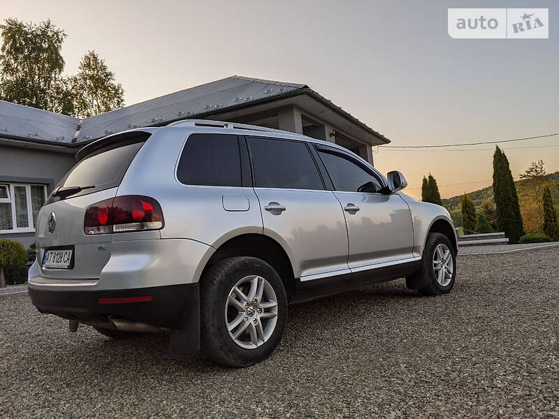 Позашляховик / Кросовер Volkswagen Touareg 2008 в Косові