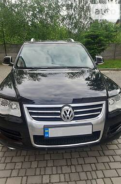 Позашляховик / Кросовер Volkswagen Touareg 2008 в Івано-Франківську