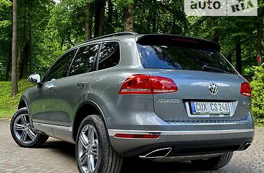 Внедорожник / Кроссовер Volkswagen Touareg 2015 в Дрогобыче