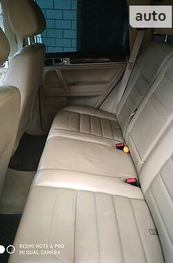 Позашляховик / Кросовер Volkswagen Touareg 2009 в 