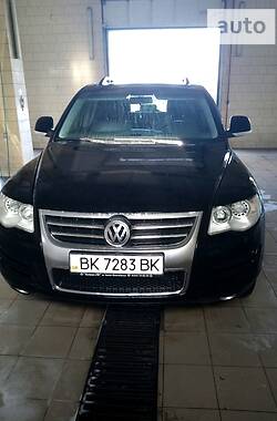 Хэтчбек Volkswagen Touareg 2007 в Сарнах