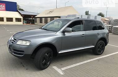 Внедорожник / Кроссовер Volkswagen Touareg 2004 в Хусте