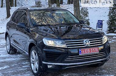 Внедорожник / Кроссовер Volkswagen Touareg 2015 в Дрогобыче