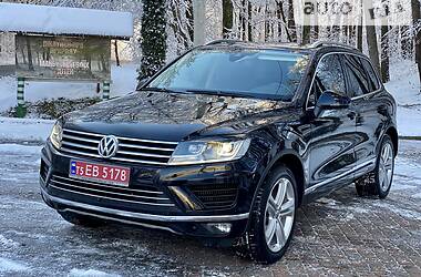 Внедорожник / Кроссовер Volkswagen Touareg 2015 в Дрогобыче