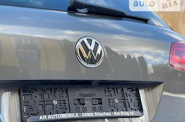 Внедорожник / Кроссовер Volkswagen Touareg 2013 в Ровно