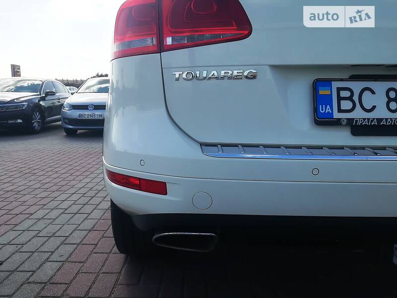 Внедорожник / Кроссовер Volkswagen Touareg 2011 в Львове