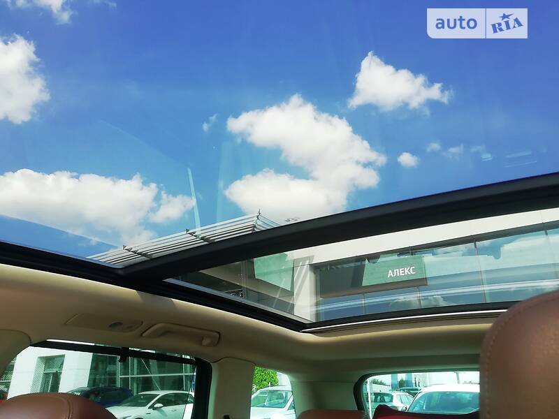 Внедорожник / Кроссовер Volkswagen Touareg 2011 в Львове