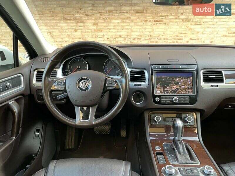 Позашляховик / Кросовер Volkswagen Touareg 2018 в Луцьку фото 12 Позашляховик / Кросовер Volkswagen Touareg 2018 в Луцьку