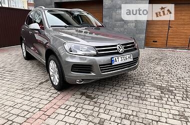 Позашляховик / Кросовер Volkswagen Touareg 2013 в Івано-Франківську