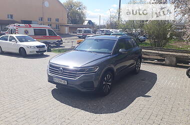Внедорожник / Кроссовер Volkswagen Touareg 2021 в Ужгороде