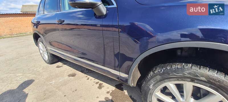 Внедорожник / Кроссовер Volkswagen Touareg 2012 в Киеве фото 9 Внедорожник / Кроссовер Volkswagen Touareg 2012 в Киеве