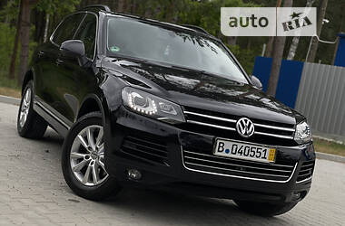 Внедорожник / Кроссовер Volkswagen Touareg 2012 в 