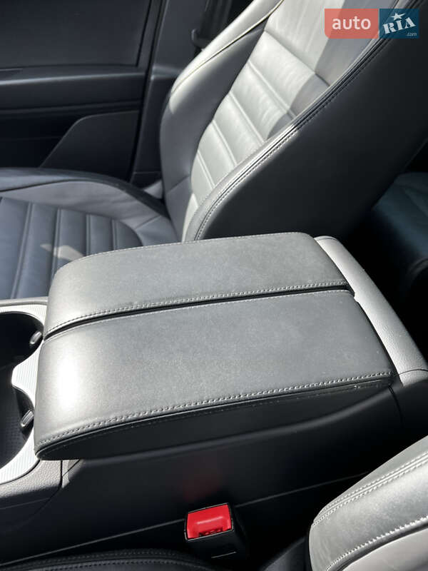 Позашляховик / Кросовер Volkswagen Touareg 2013 в Кропивницькому