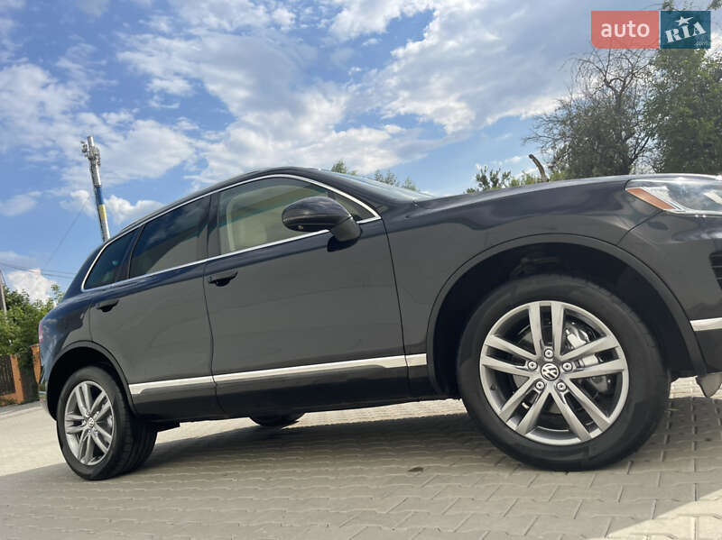 Внедорожник / Кроссовер Volkswagen Touareg 2015 в Киеве фото 15 Внедорожник / Кроссовер Volkswagen Touareg 2015 в Киеве