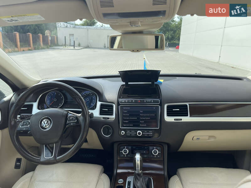 Внедорожник / Кроссовер Volkswagen Touareg 2015 в Киеве фото 55 Внедорожник / Кроссовер Volkswagen Touareg 2015 в Киеве