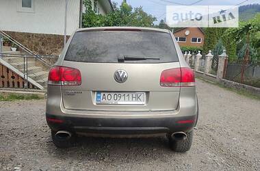 Внедорожник / Кроссовер Volkswagen Touareg 2004 в Межгорье