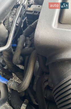 Внедорожник / Кроссовер Volkswagen Touareg 2012 в 