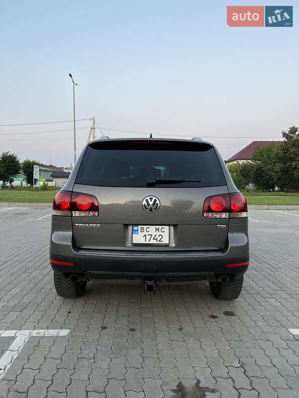 Позашляховик / Кросовер Volkswagen Touareg 2009 в Бродах