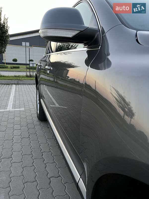 Позашляховик / Кросовер Volkswagen Touareg 2009 в Бродах