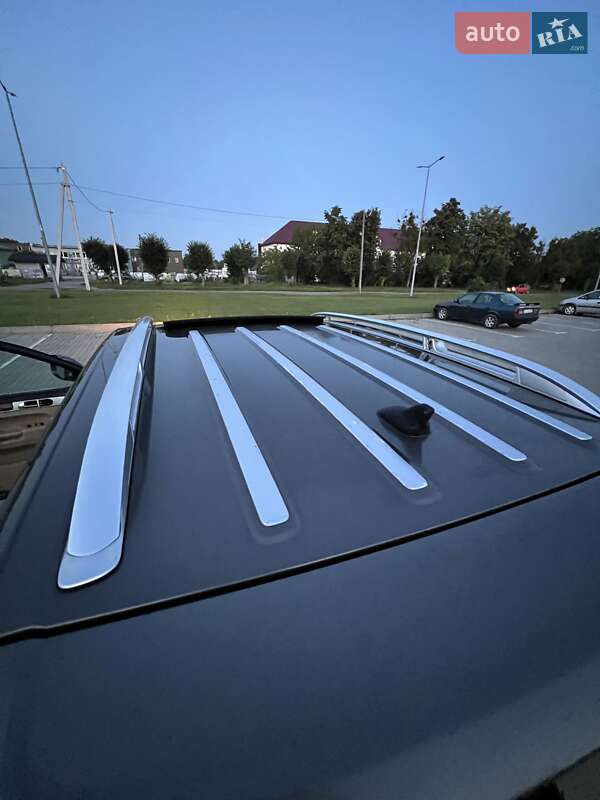 Позашляховик / Кросовер Volkswagen Touareg 2009 в Бродах