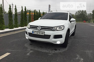 Внедорожник / Кроссовер Volkswagen Touareg 2013 в Надворной