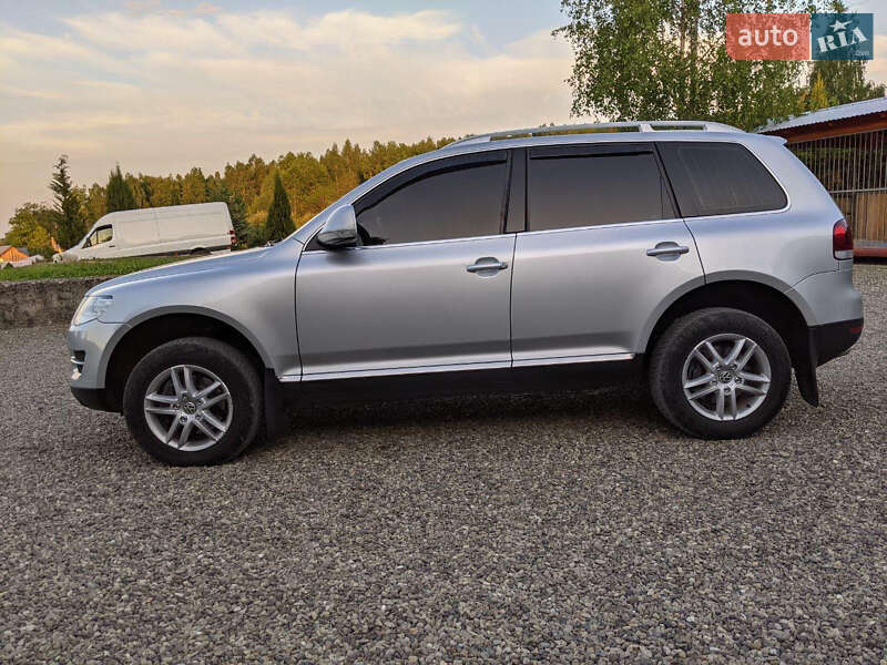 Внедорожник / Кроссовер Volkswagen Touareg 2008 в Воловце