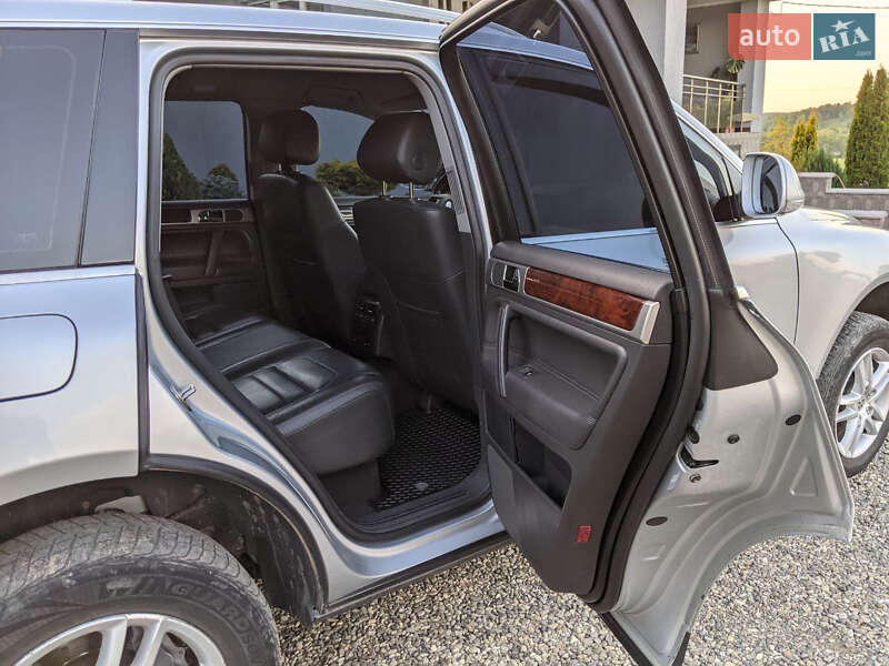 Внедорожник / Кроссовер Volkswagen Touareg 2008 в Воловце