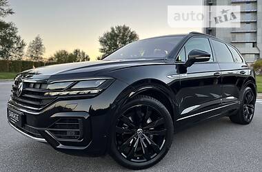 Внедорожник / Кроссовер Volkswagen Touareg 2020 в 