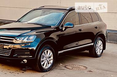 Внедорожник / Кроссовер Volkswagen Touareg 2013 в Одессе