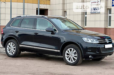 Внедорожник / Кроссовер Volkswagen Touareg 2014 в Харькове