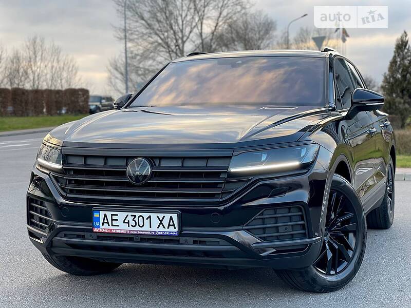 Внедорожник / Кроссовер Volkswagen Touareg 2021 в Киеве