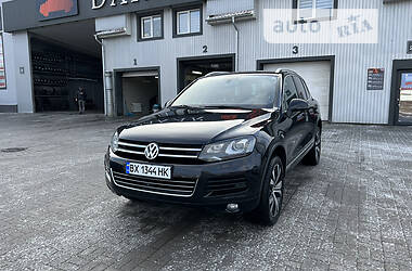 Внедорожник / Кроссовер Volkswagen Touareg 2010 в 