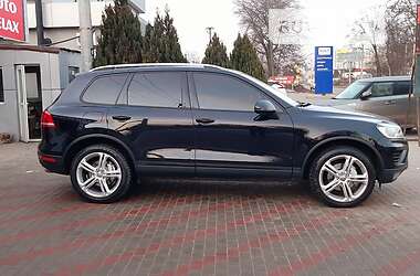 Позашляховик / Кросовер Volkswagen Touareg 2015 в Миколаєві