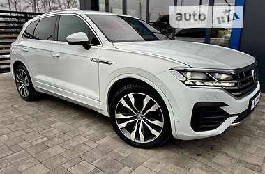 Внедорожник / Кроссовер Volkswagen Touareg 2019 в Ровно