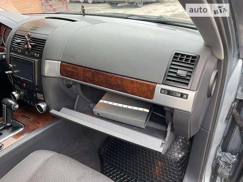 Позашляховик / Кросовер Volkswagen Touareg 2007 в Білій Церкві