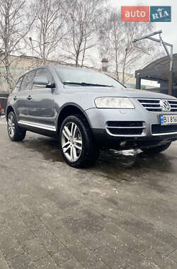 Позашляховик / Кросовер Volkswagen Touareg 2004 в Миргороді