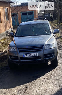 Внедорожник / Кроссовер Volkswagen Touareg 2004 в Черновцах