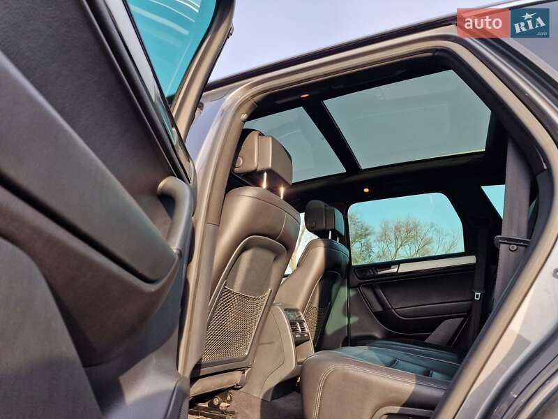 Внедорожник / Кроссовер Volkswagen Touareg 2013 в Киеве фото 25 Внедорожник / Кроссовер Volkswagen Touareg 2013 в Киеве